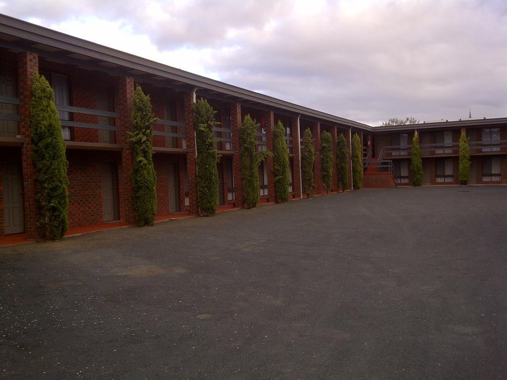 Zero Inn Motel Nhill Eksteriør bilde